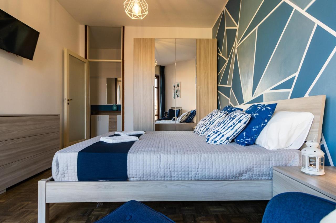 Blue Wave Apartment Arona - Lago Maggiore Extérieur photo