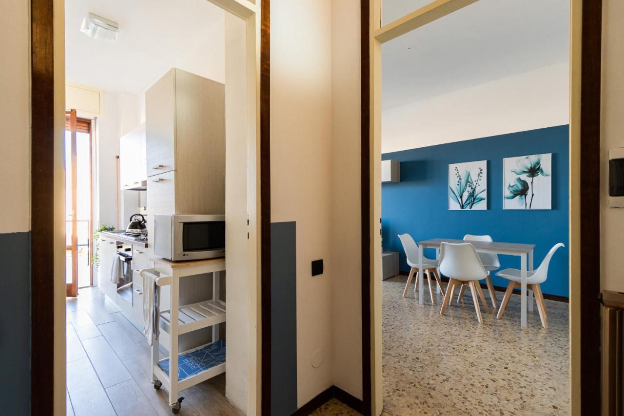 Blue Wave Apartment Arona - Lago Maggiore Extérieur photo